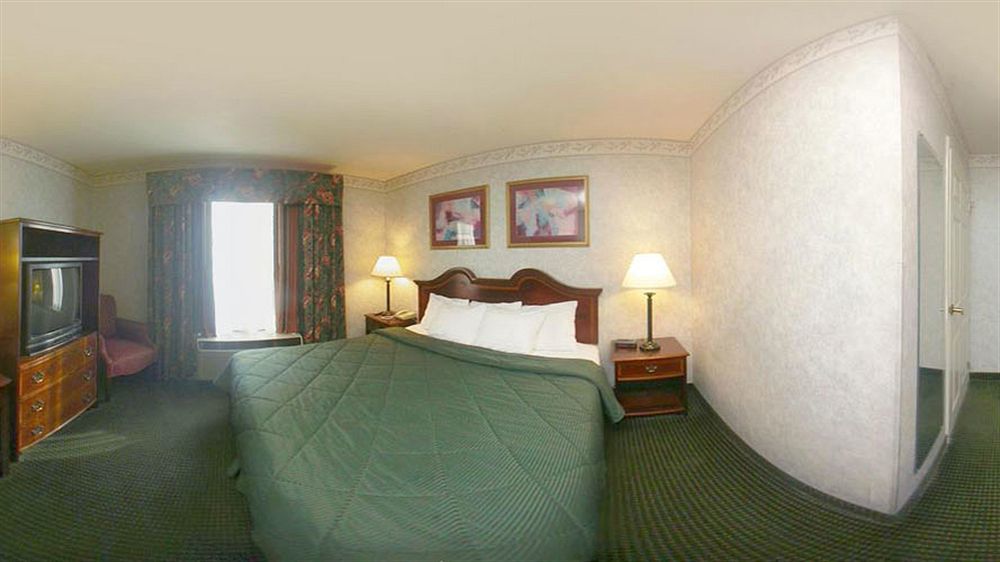 Comfort Inn & Suites Peachtree Corners Norcross Exterior photo